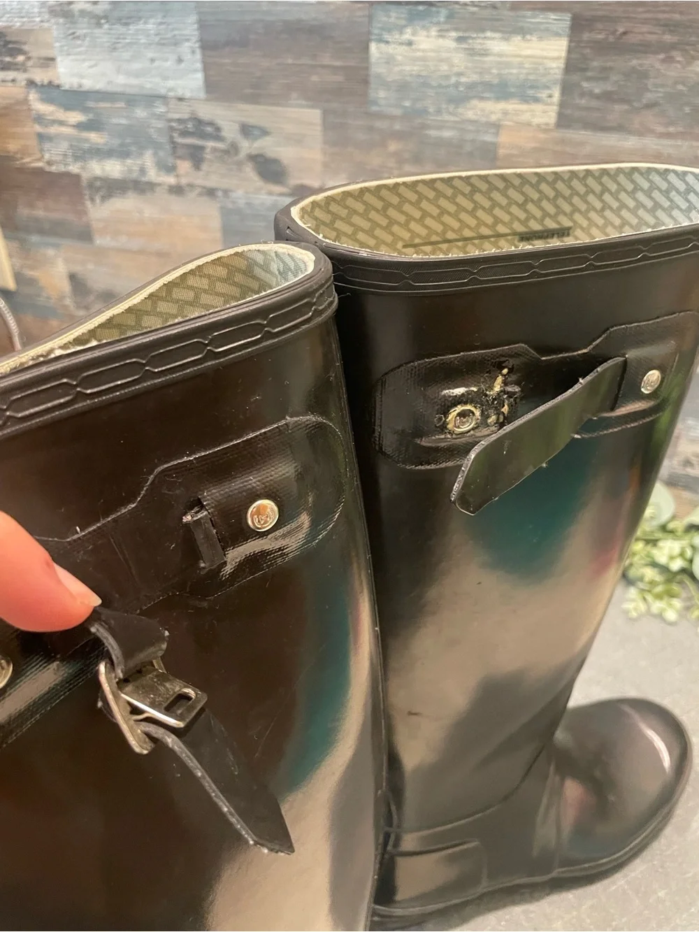 Hunter Original Tall Gloss Rain Boots Size 8 Women's
